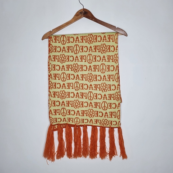 PEACE Scarf UO Ellie Knit Blanket Scarf Yellow Orange Flowers - Picture 2 of 6